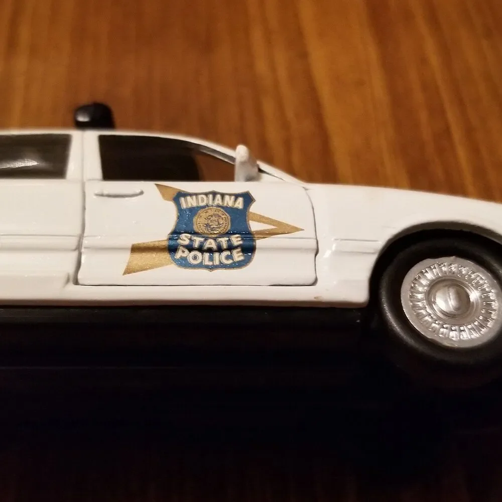 Indiana State Police Road Champs die cast police car 1:43 scale